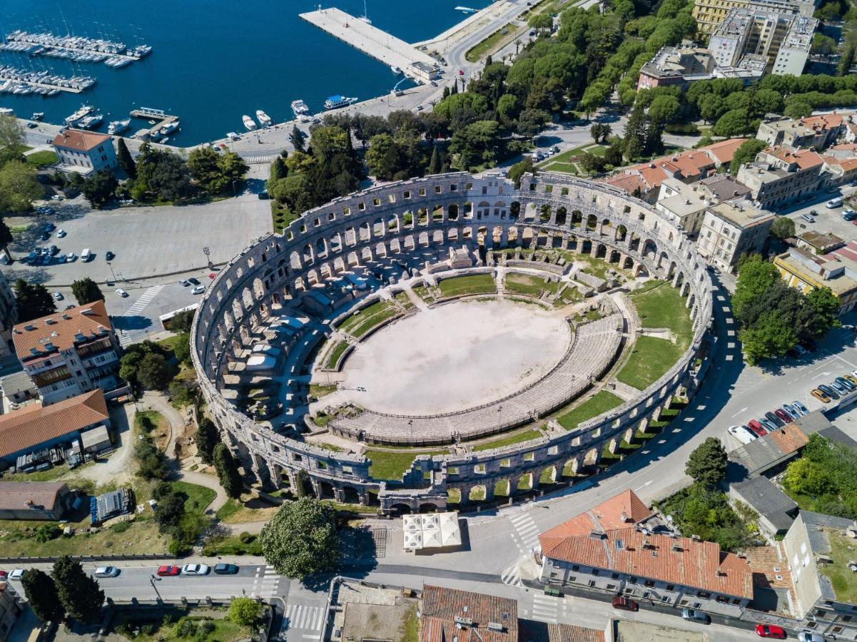 Apartman Lussi Póla Kültér fotó